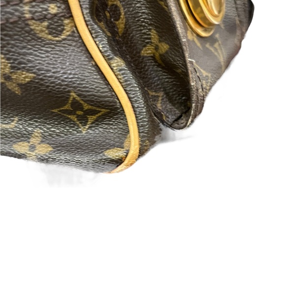 Louis Vuitton VINTAGE Monogram Canvas Handbag - Picture 8 of 11